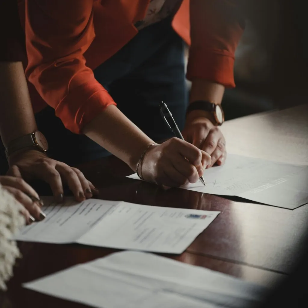 real estate signing contract